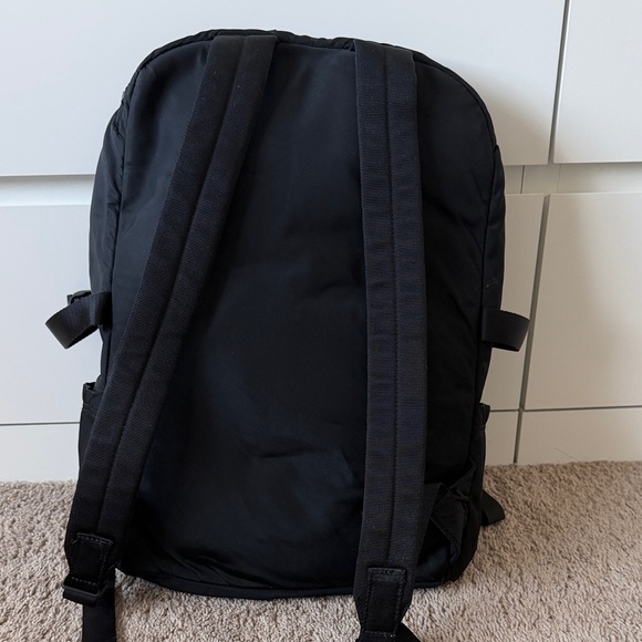 lululemon new crew backpack - Picture 2 of 5